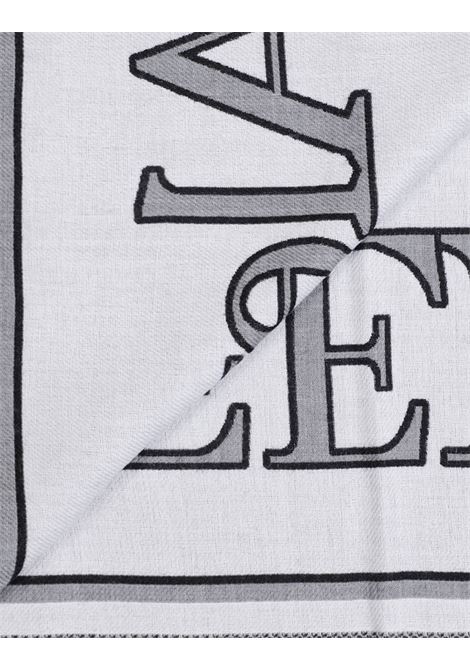 ALEXANDER MCQUEEN Sciarpa Con Logo Varsity In Nero E Bianco - ALEXANDER MCQUEEN