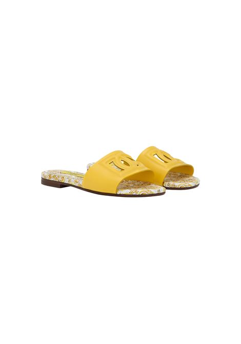 DOLCE & GABBANA KIDS Slide In Pelle Gialla Con Logo DG E Stampa Maiolica - DOLCE & GABBANA KIDS