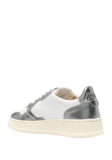 AUTRY Sneakers Medalist Low In Pelle Bianca E Metallizzata Steel - AUTRY