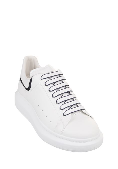 ALEXANDER MCQUEEN Sneakers Oversize Bianche Con Inserto Blu Navy Sul Tallone - ALEXANDER MCQUEEN