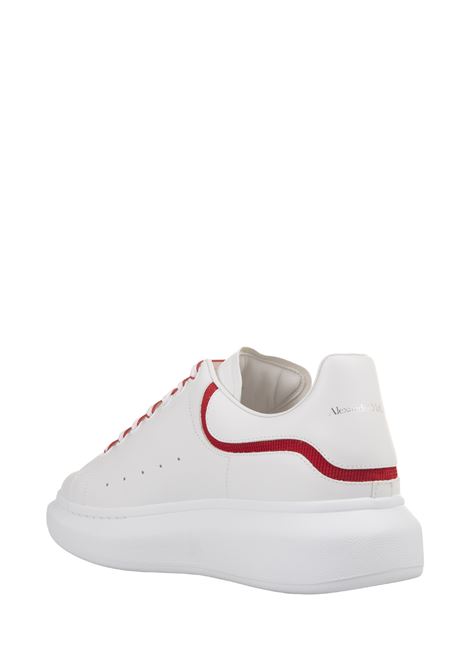 ALEXANDER MCQUEEN Sneakers Oversize Bianche Con Inserto Rosso Sul Tallone - ALEXANDER MCQUEEN