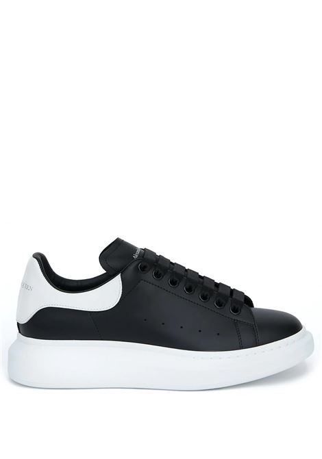ALEXANDER MCQUEEN Sneakers Oversize Nere e Bianche - ALEXANDER MCQUEEN