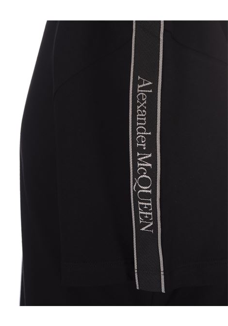 ALEXANDER MCQUEEN T-Shirt Nera Con Nastro Logato Sulle Maniche - ALEXANDER MCQUEEN