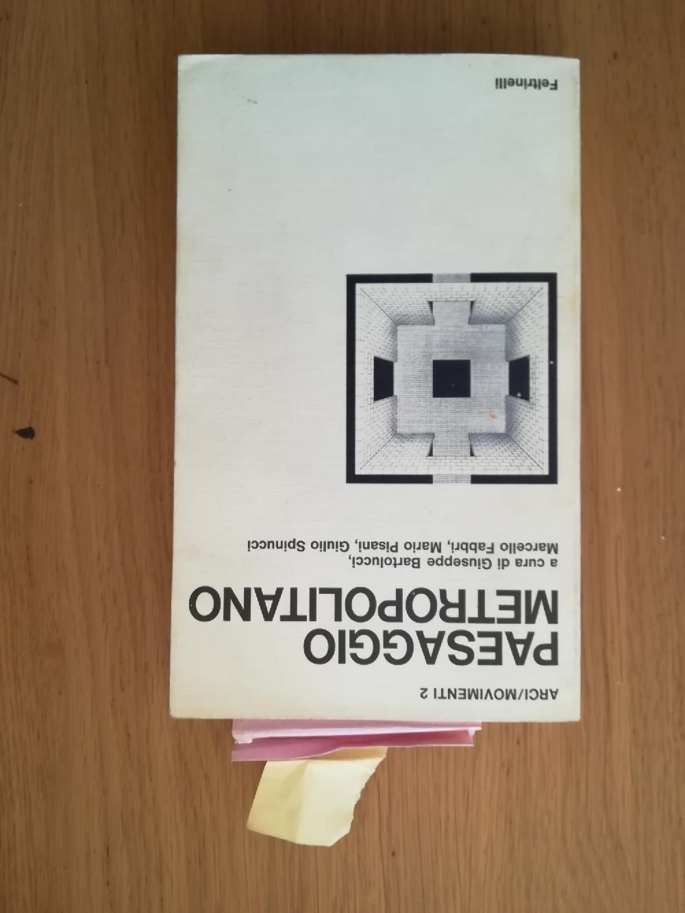 Abebooks Paesaggio metropolitano