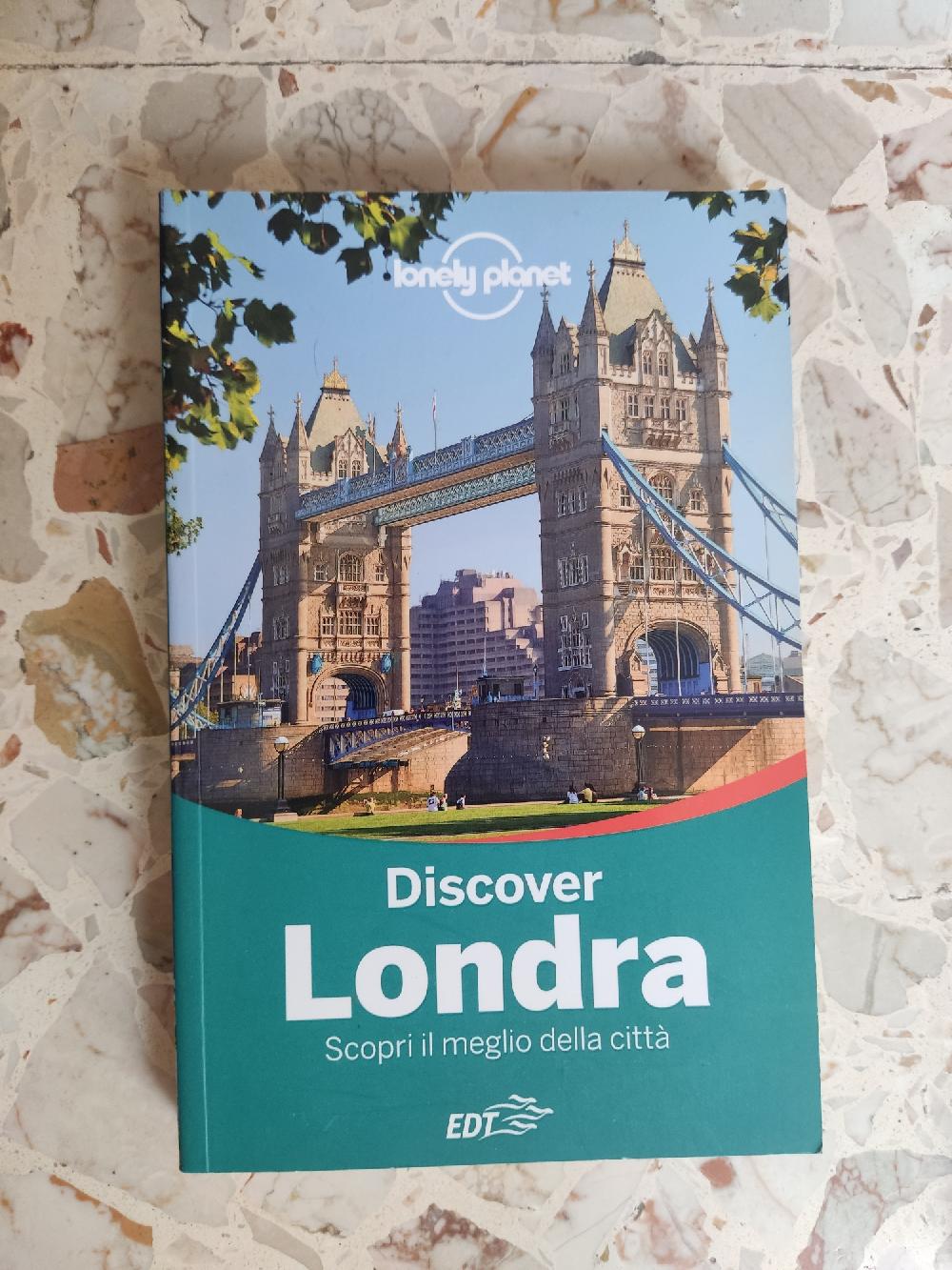 Abebooks Discover Londra: scopri il meglio della città