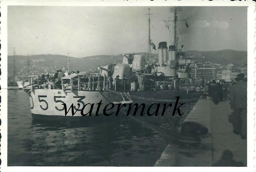 Abebooks Fotografia Originale Cacciatorpediniere "Artigliere" Trieste 4 Novembre 1954