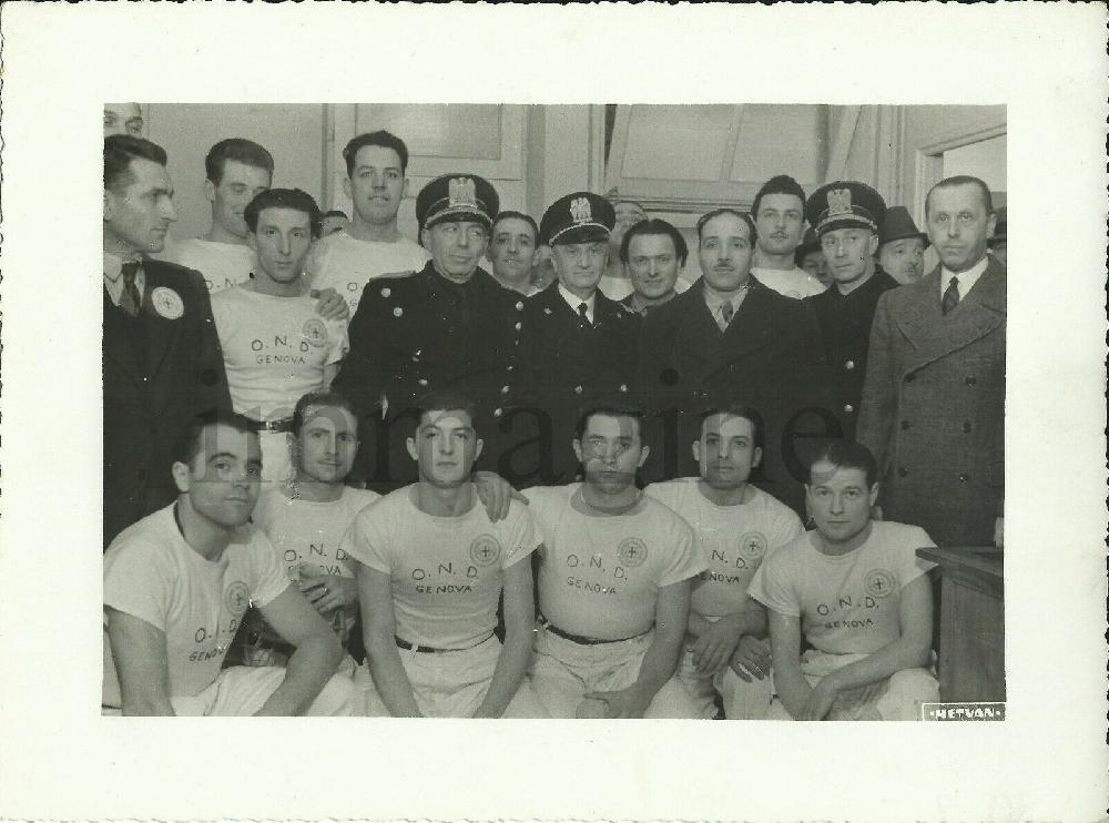 Abebooks Fotografia originale Opera nazionale del dopolavoro di Genova 1930's