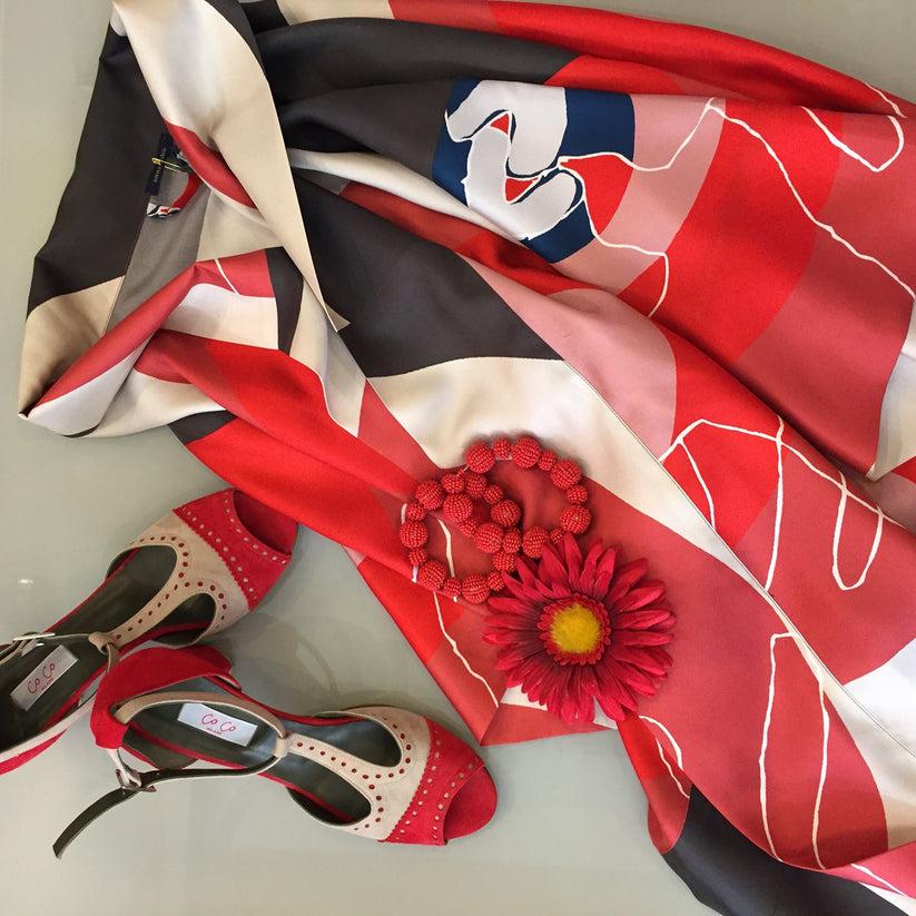 Sans Tabù Kimono corto pura seta manica lunga "Il bacio" – Steel