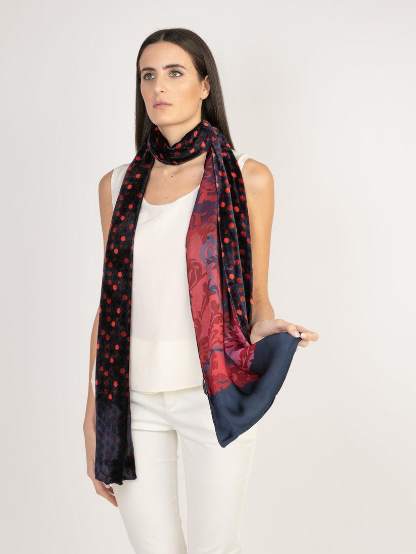 Sans Tabù Stola in seta e viscosa a pois double face “Totem” - Lipstick