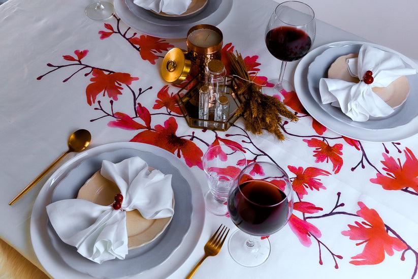 Sans Tabù Tovaglia Bianca in lino grezzo ricamata & 8 tovaglioli - Peach Blossom