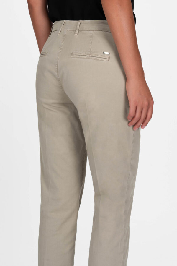 Sartoria Tramarossa PANTALONE ADELE SLIM IN COTONE BEIGE