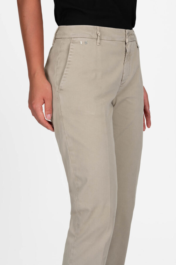 Sartoria Tramarossa PANTALONE ADELE SLIM IN COTONE BEIGE