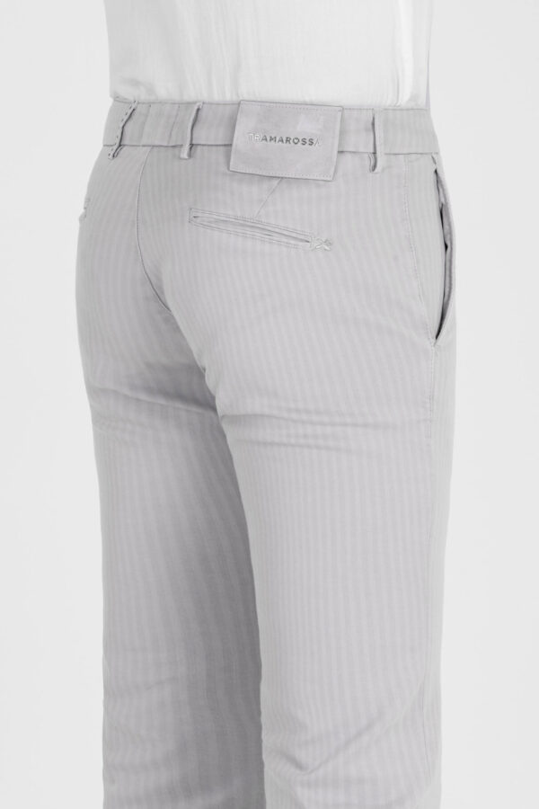 Sartoria Tramarossa PANTALONE LUIS SLIM IN GABARDINA LEGGERA DI COTONE CON STAMPA ESTERNA STRETCH GRIGIO