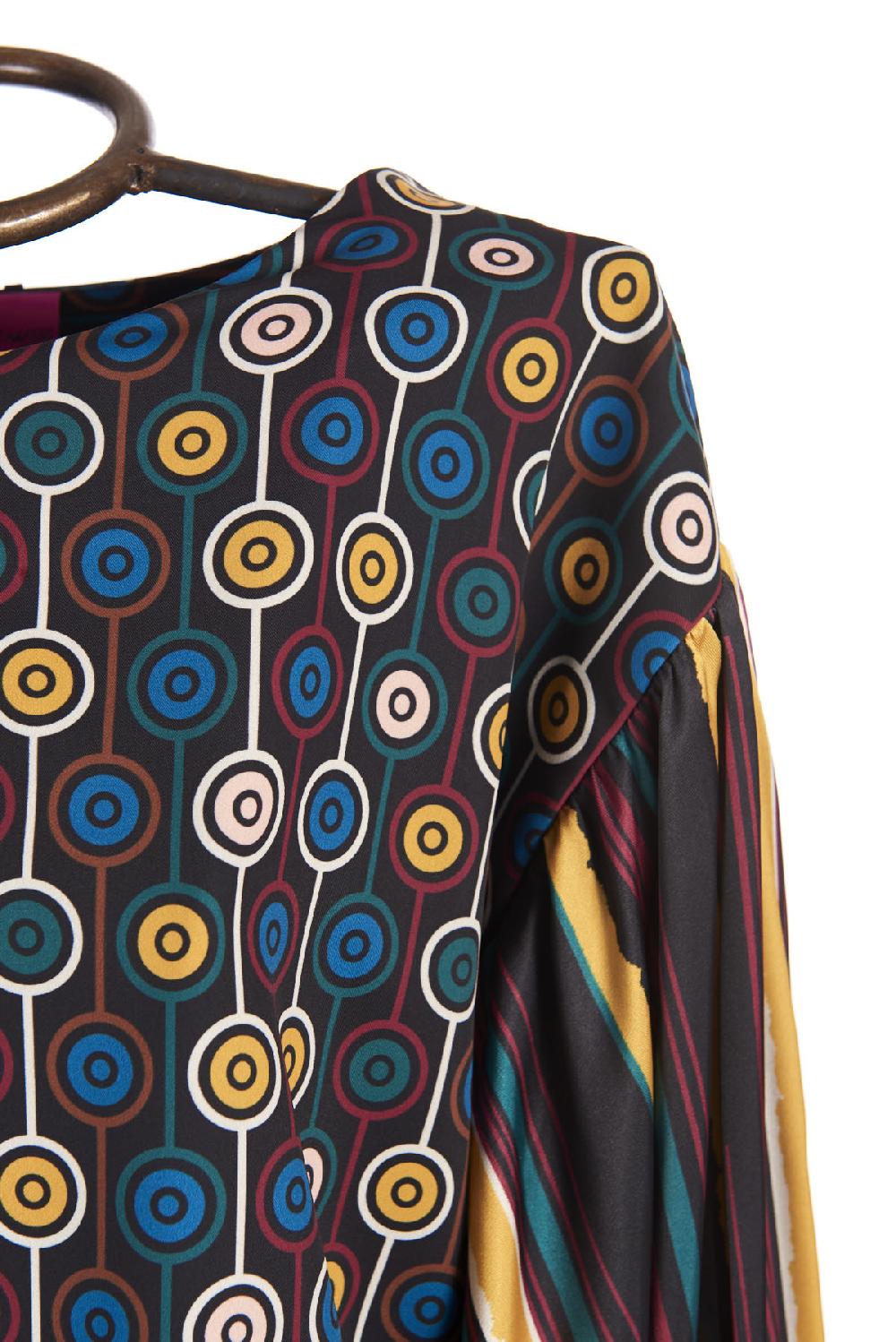 Save The Queen Blusa In Raso Con Stampe Geometriche