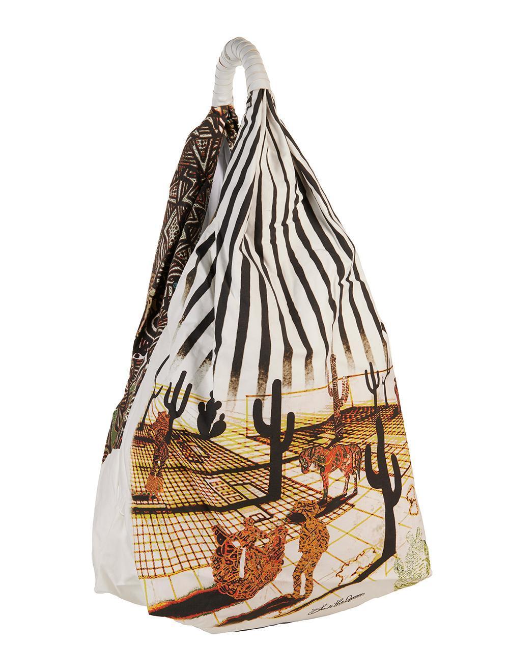 Save The Queen Borsa bianca a spalla in tessuto di cotone stampato