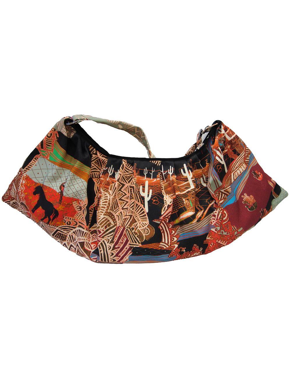 Save The Queen Borsa Nera In Tessuto Di Cotone Stampato