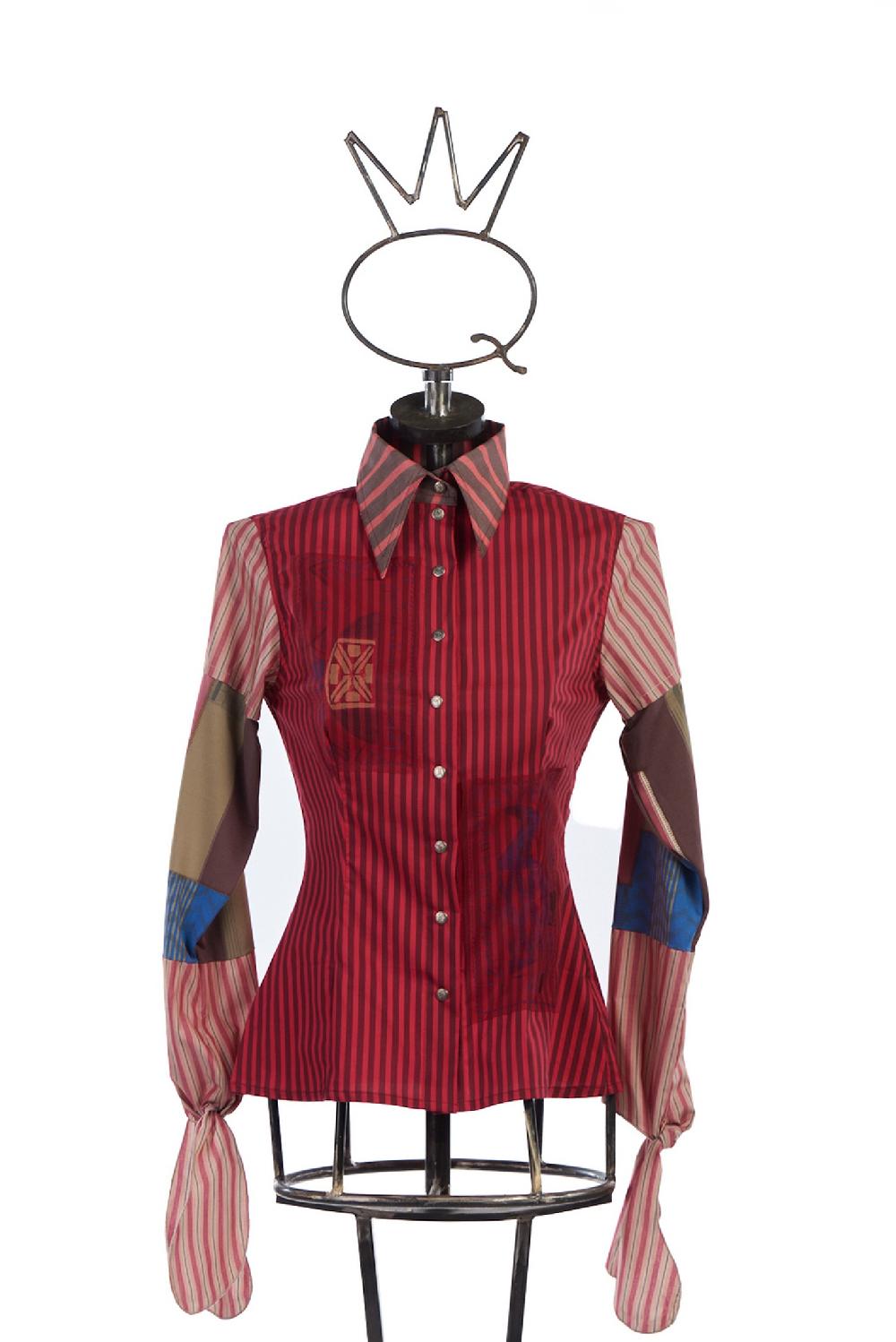 Save The Queen Camicia a righe con applicazioni e maniche a fantasia