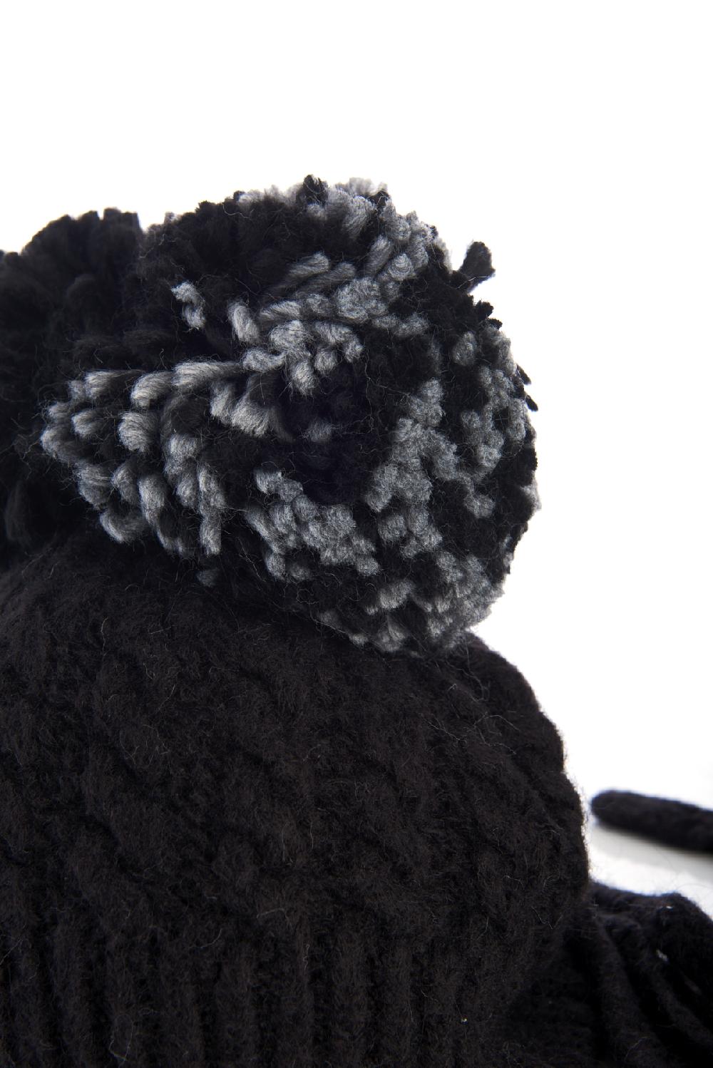 Save The Queen Cappello Nero In Maglia A Trecce Con Pompon