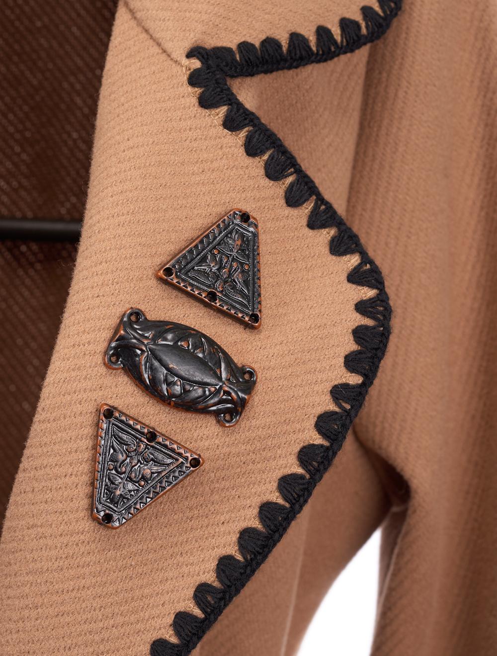 Save The Queen Cappotto Color Cammello Con Bordi Ricamati