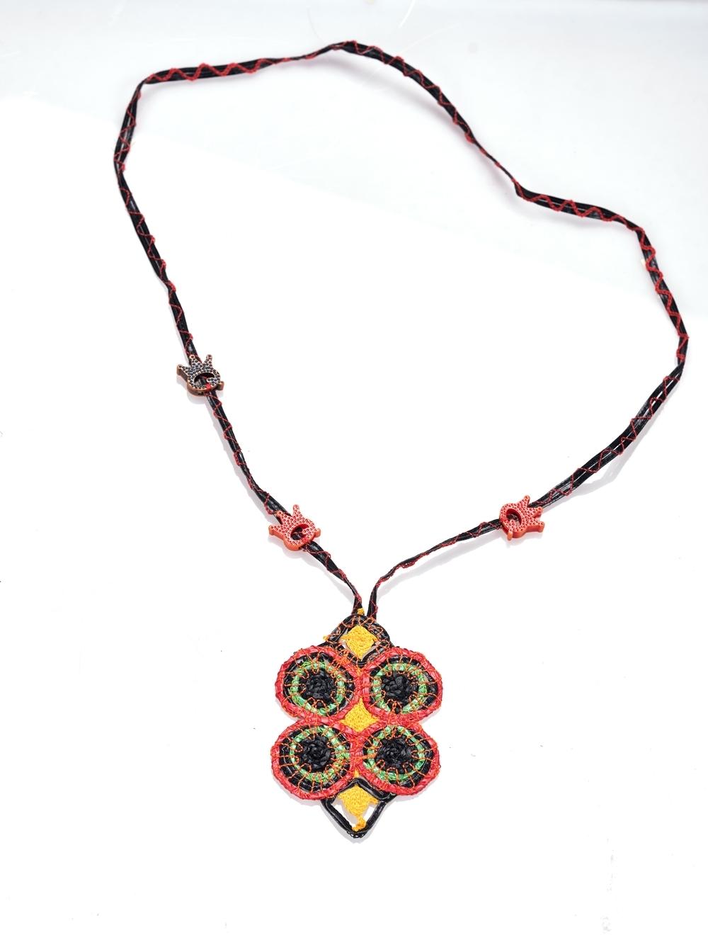 Save The Queen Collana Lunga In Cotone E Raffia Intrecciate