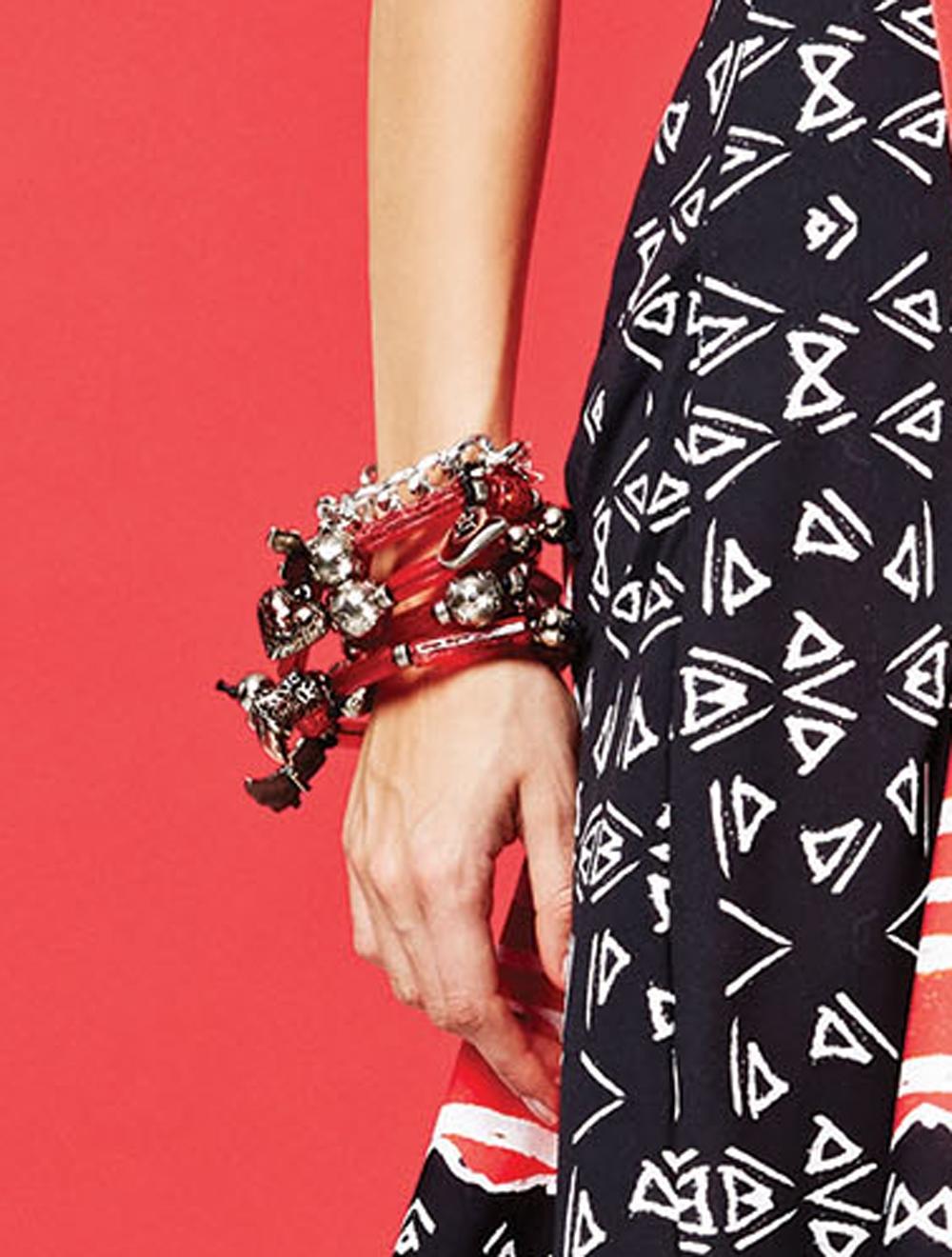 Save The Queen Collana Lunga In Metallo E Pvc Con Pendenti