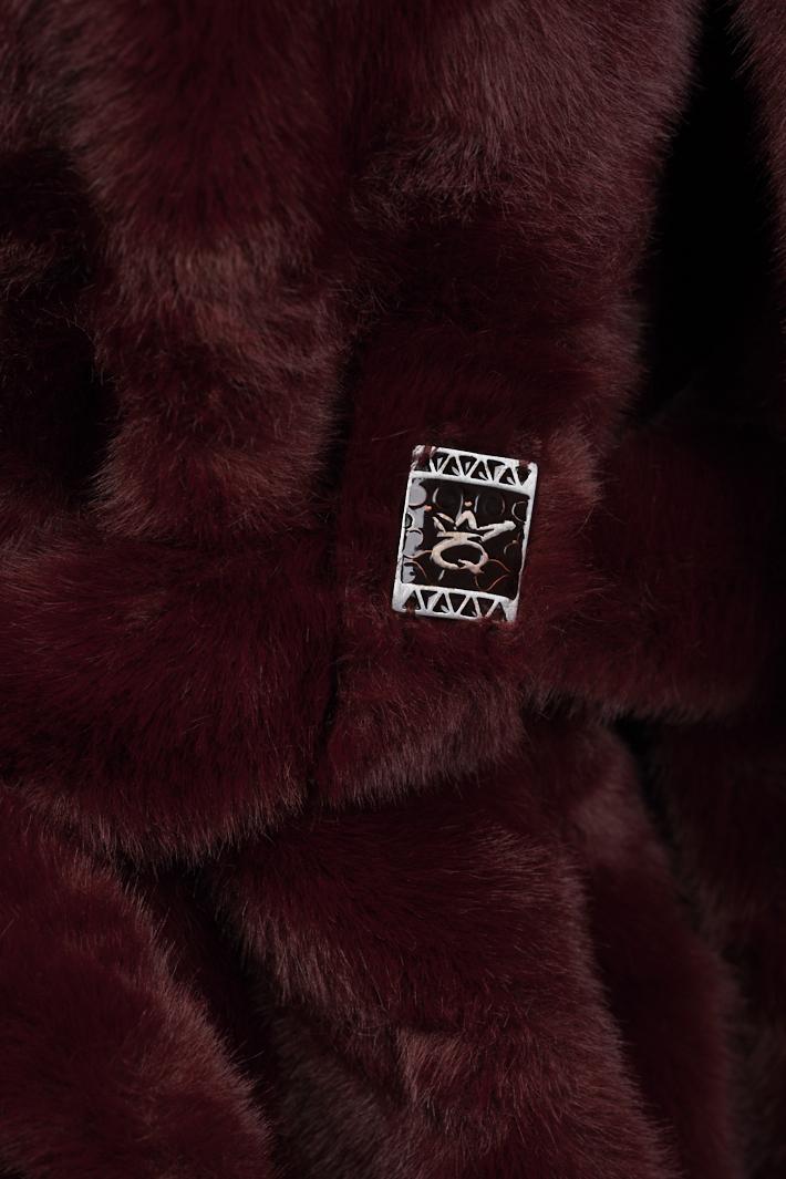 Save The Queen Ecopelliccia Bordeaux Con Scollo A V