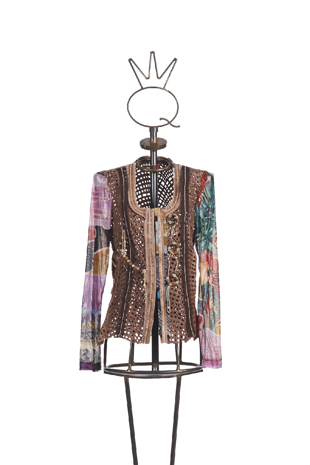 Save The Queen giacchino in pelle ricamata e tulle stampato