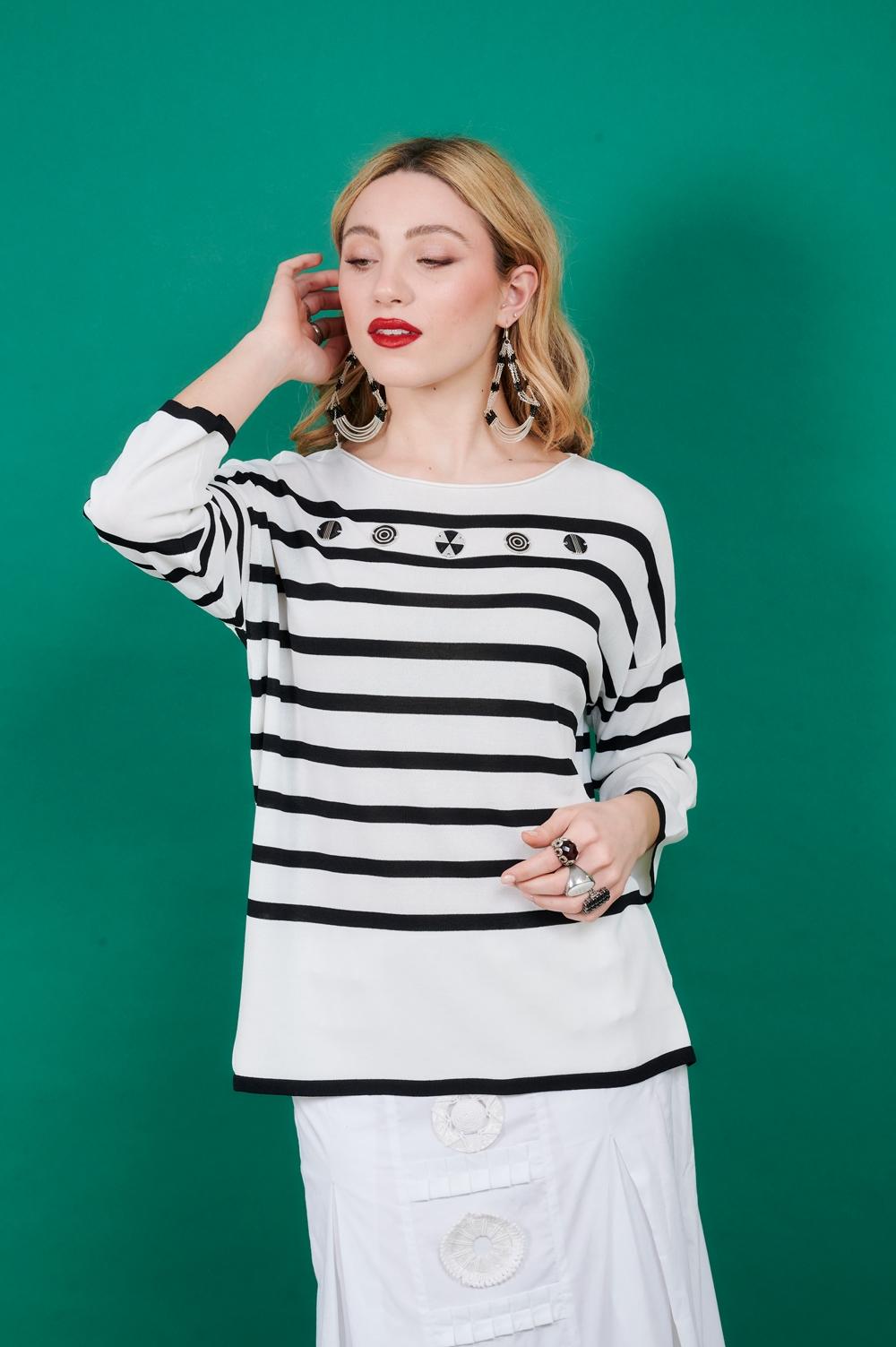 Save The Queen Maglia bianca a righe nere in viscosa con applicazione