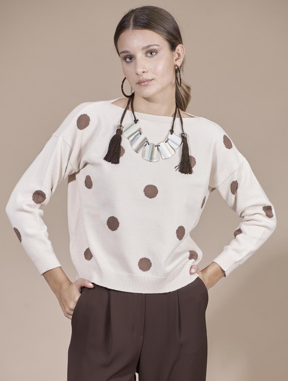 Save The Queen Maglia in viscosa beige a pois marroni con collana