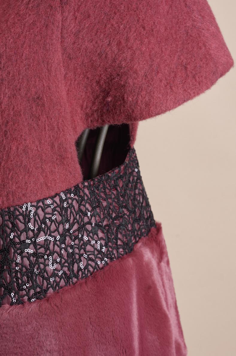 Save The Queen Mantella In Lana Ed Eco Pelliccia Con Dettagli Di Paillettes