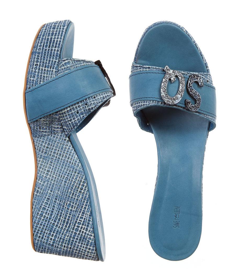 Save The Queen Sandali in pelle azzurra lavorata con zeppa e fascia decorata