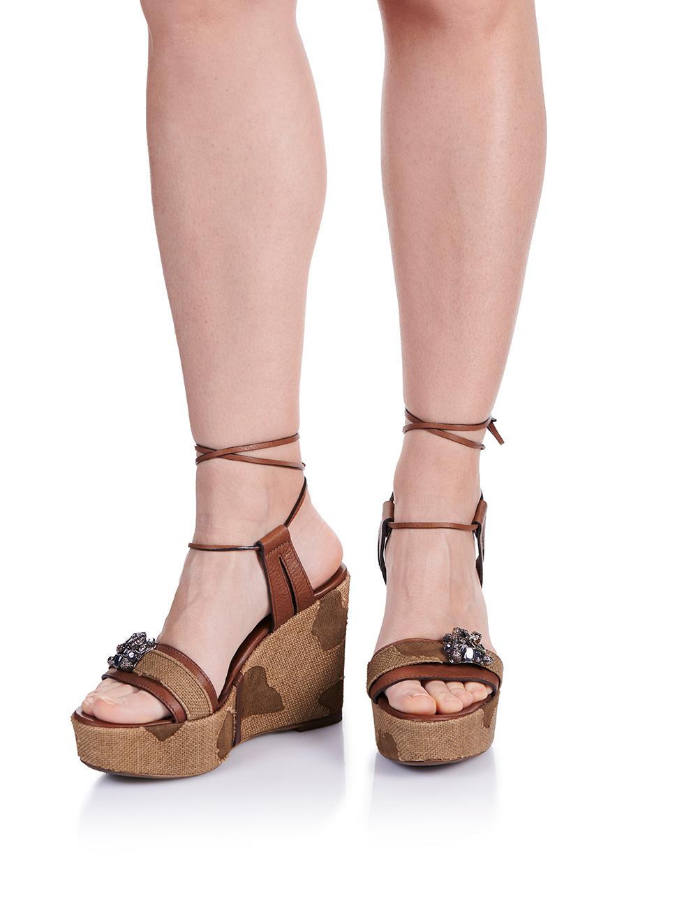 Save The Queen Sandali marroni in pelle con zeppa e fascia decorata