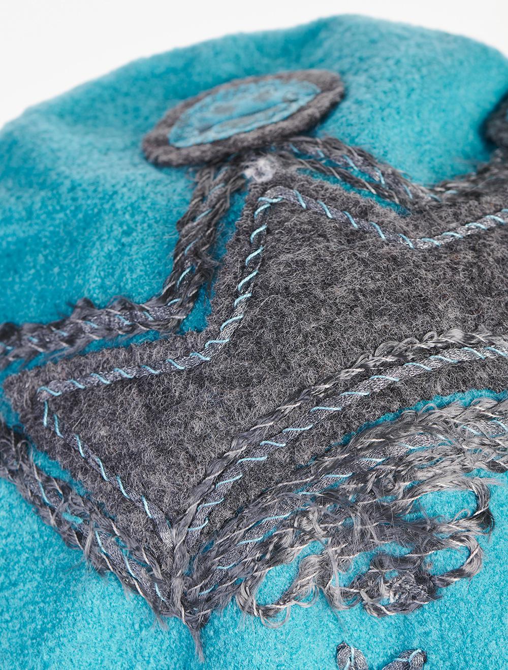 Save The Queen Basco In Lana Con Ricamo