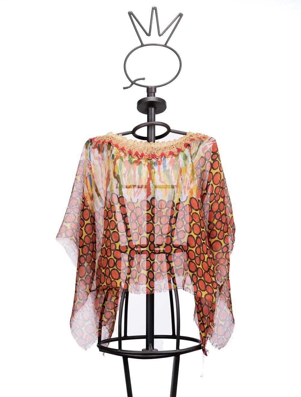 Save The Queen Blusa In Seta