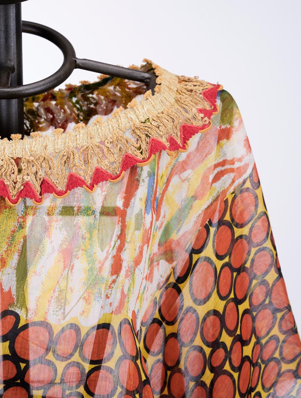 Save The Queen Blusa In Seta