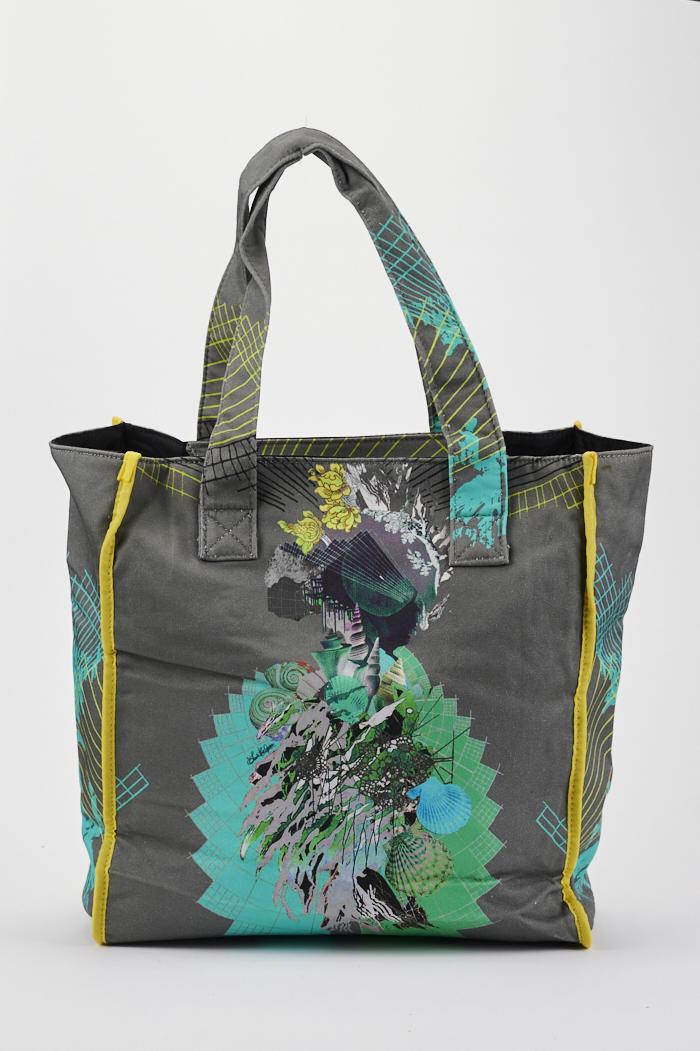 Save The Queen Borsa