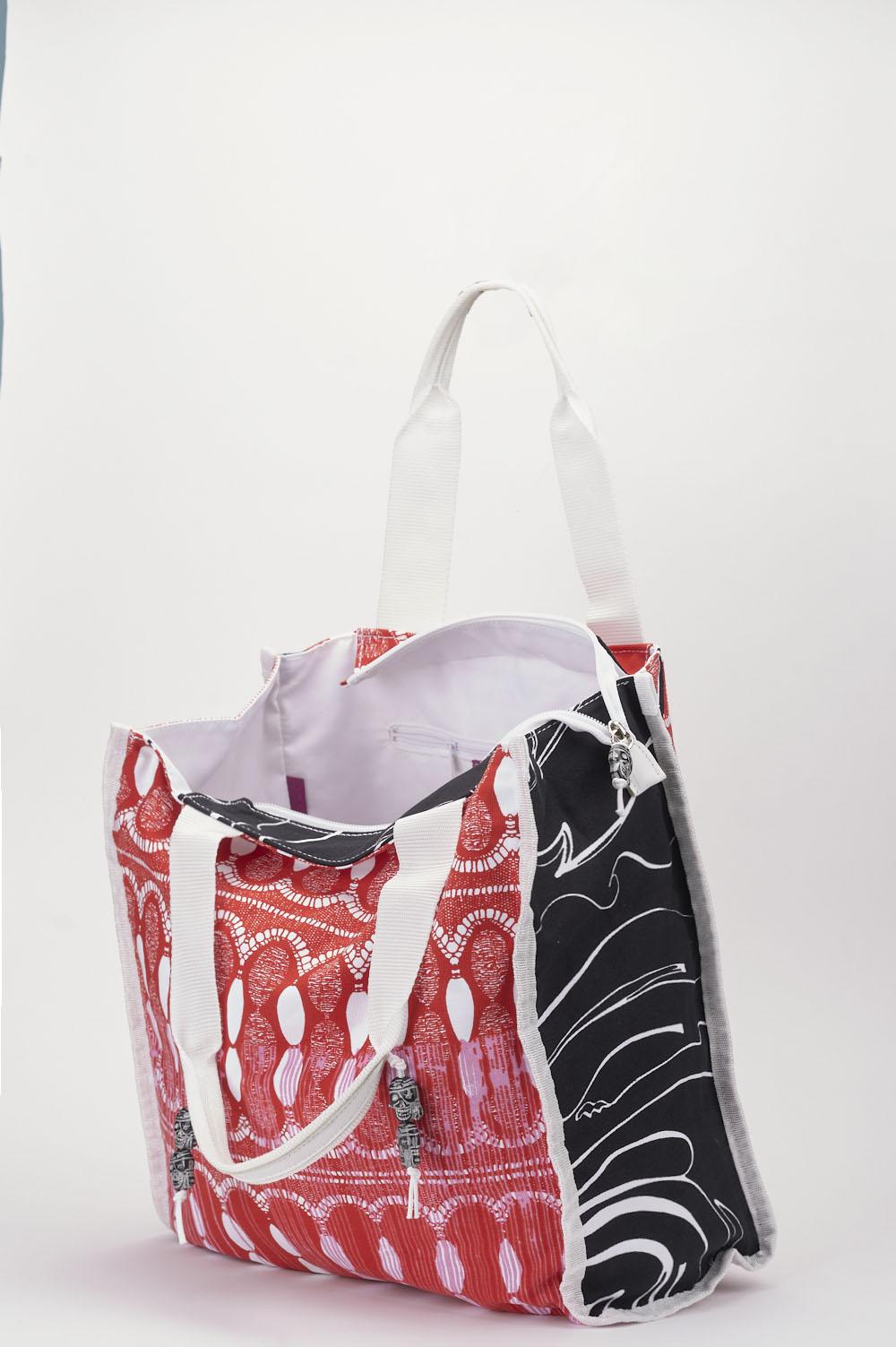 Save The Queen Borsa