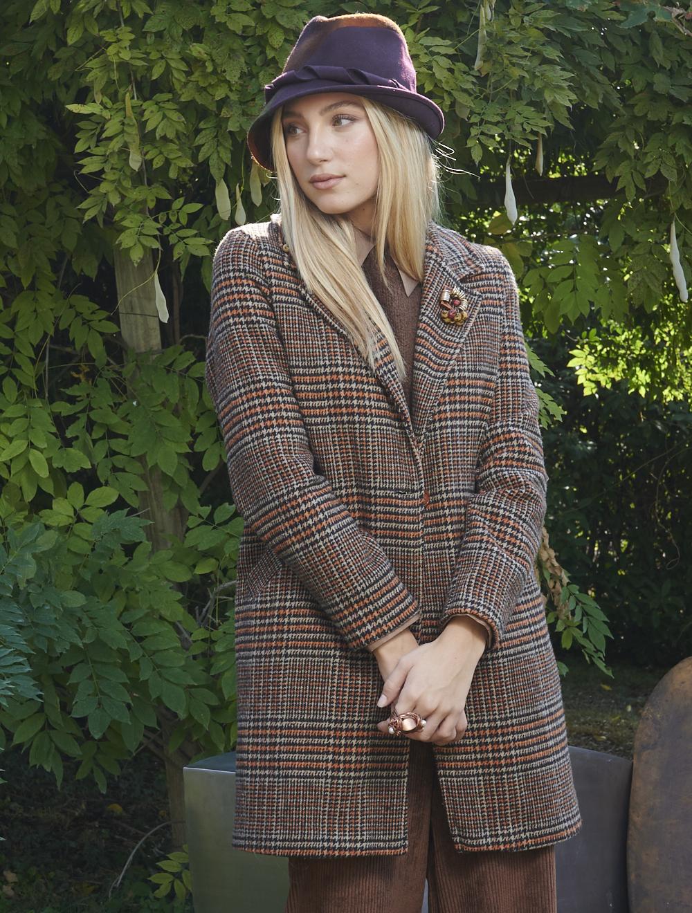 Save The Queen Cappotto corto con applicazioni