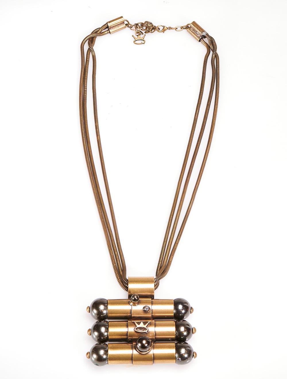 Save The Queen Collana