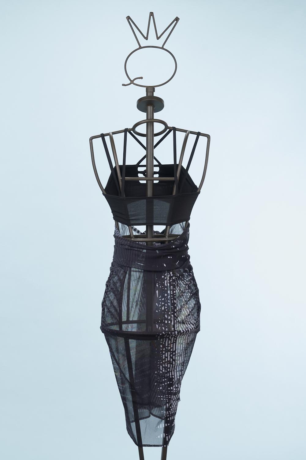 Save The Queen Copricostume