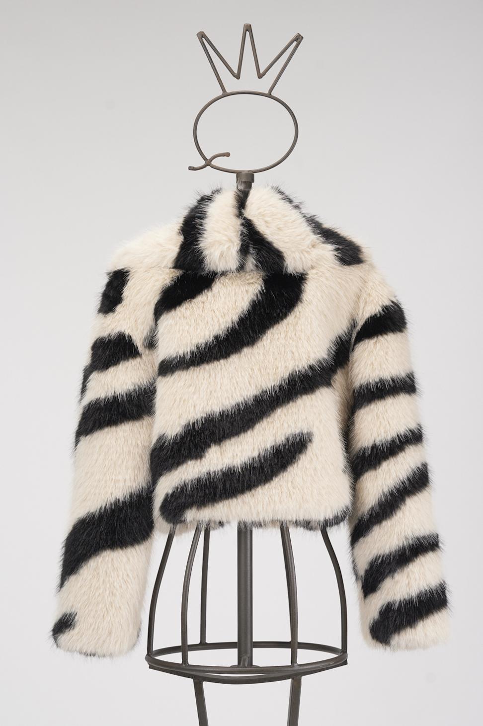 Save The Queen Ecopelliccia Corta