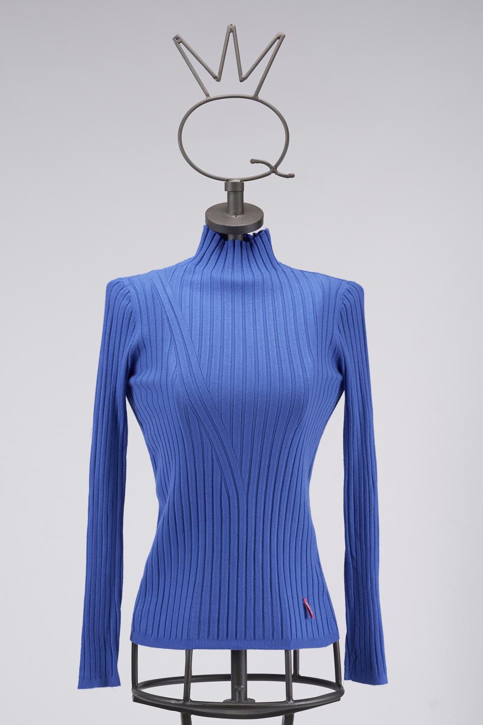 Save The Queen Maglia