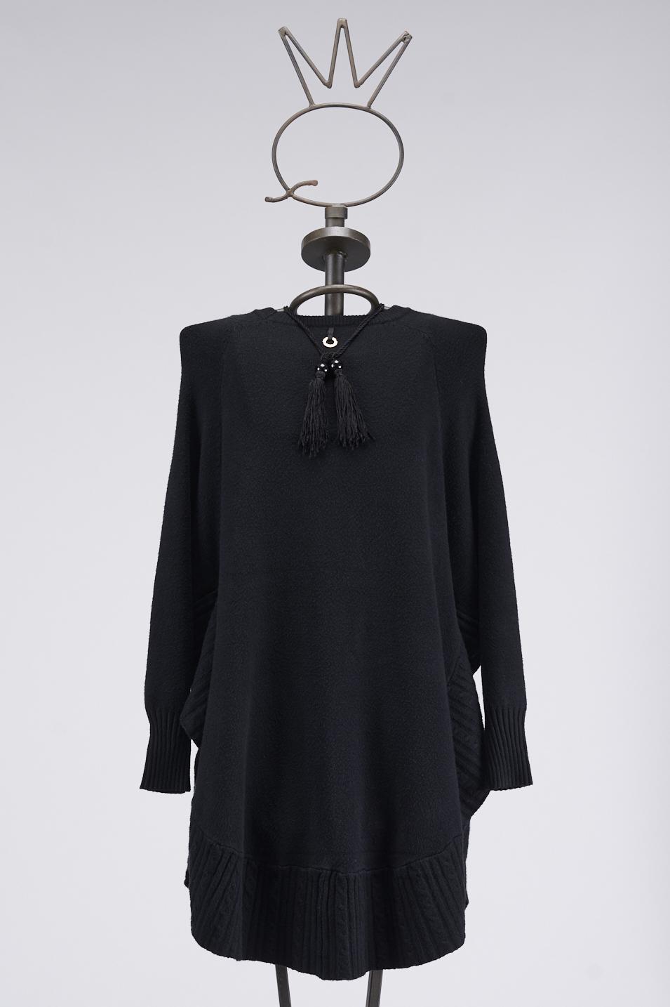 Save The Queen Maxi Maglia Con Collana