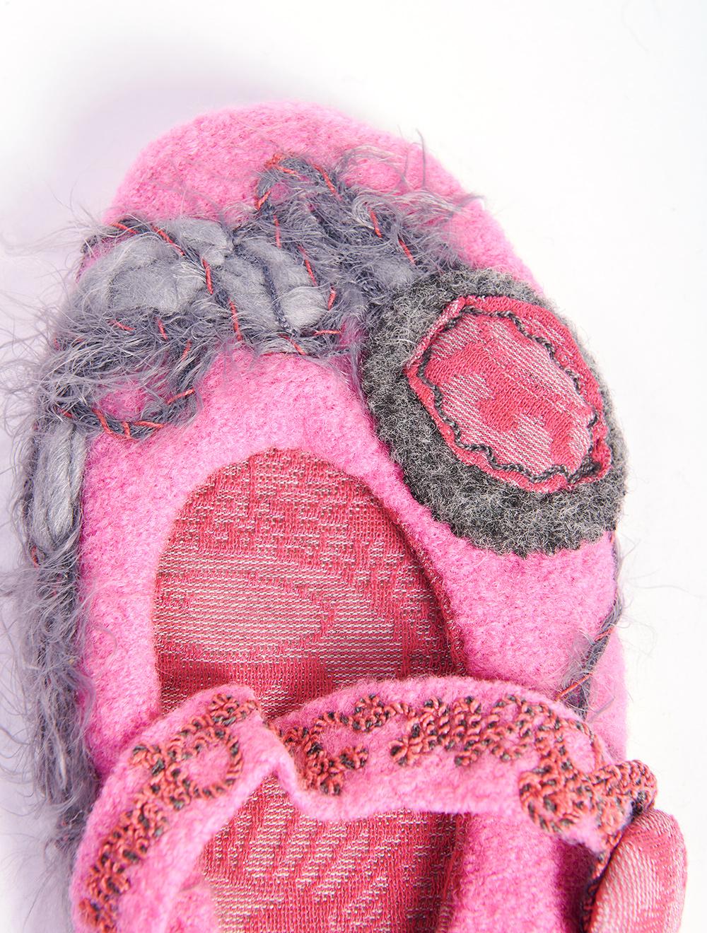 Save The Queen Pantofole In Lana Con Ricamo