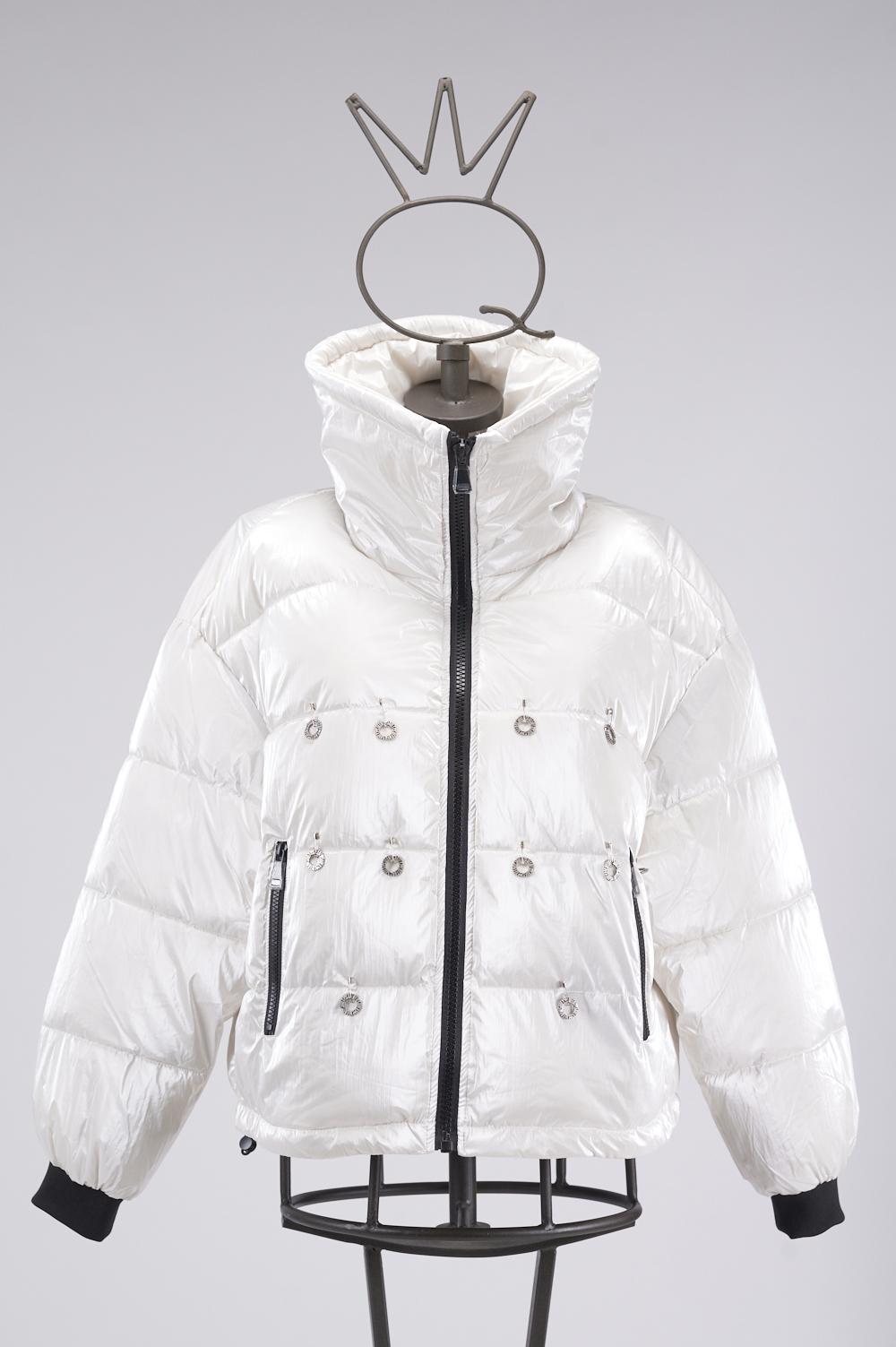 Save The Queen Piumino Corto