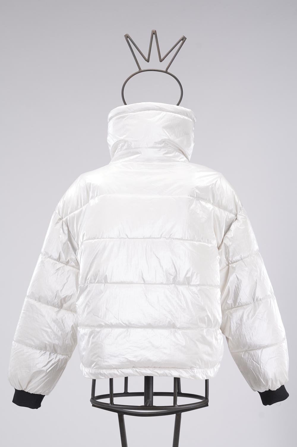 Save The Queen Piumino Corto