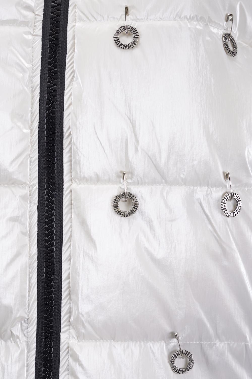 Save The Queen Piumino Corto