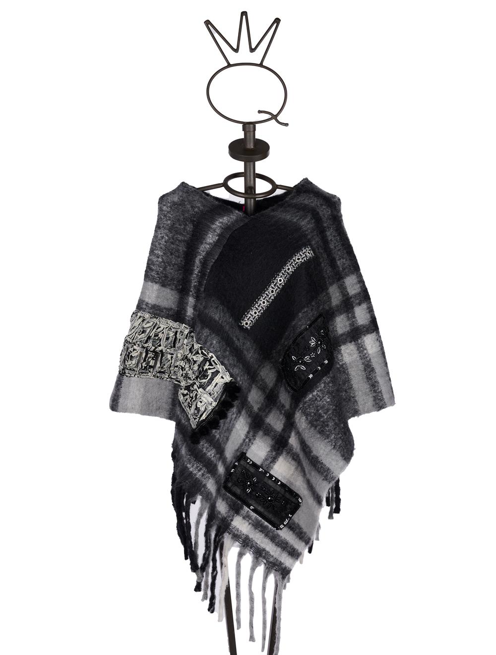 Save The Queen Poncho In Jacquard Nero E Grigio