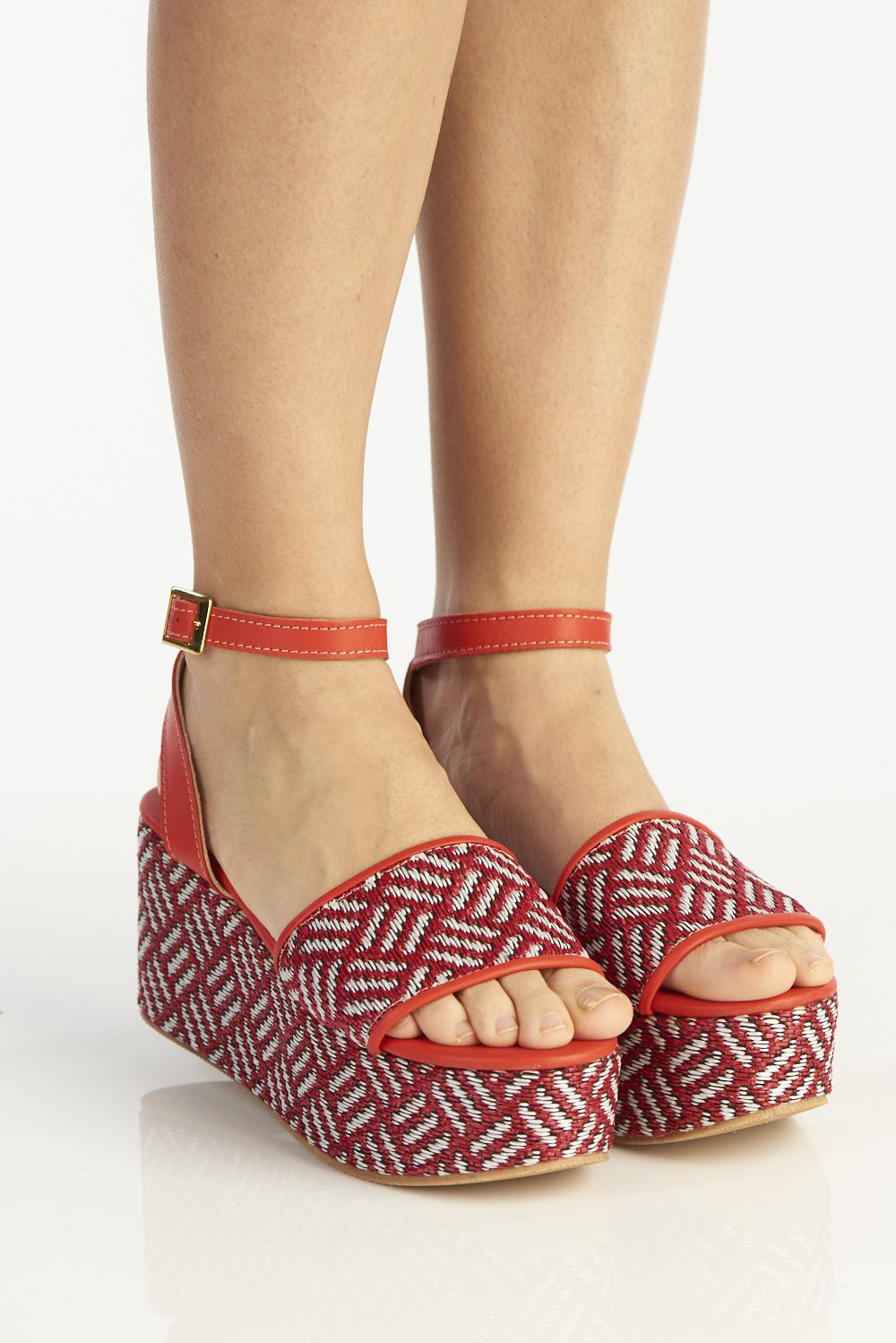 Save The Queen Sandalo con zeppa in raffia e pelle