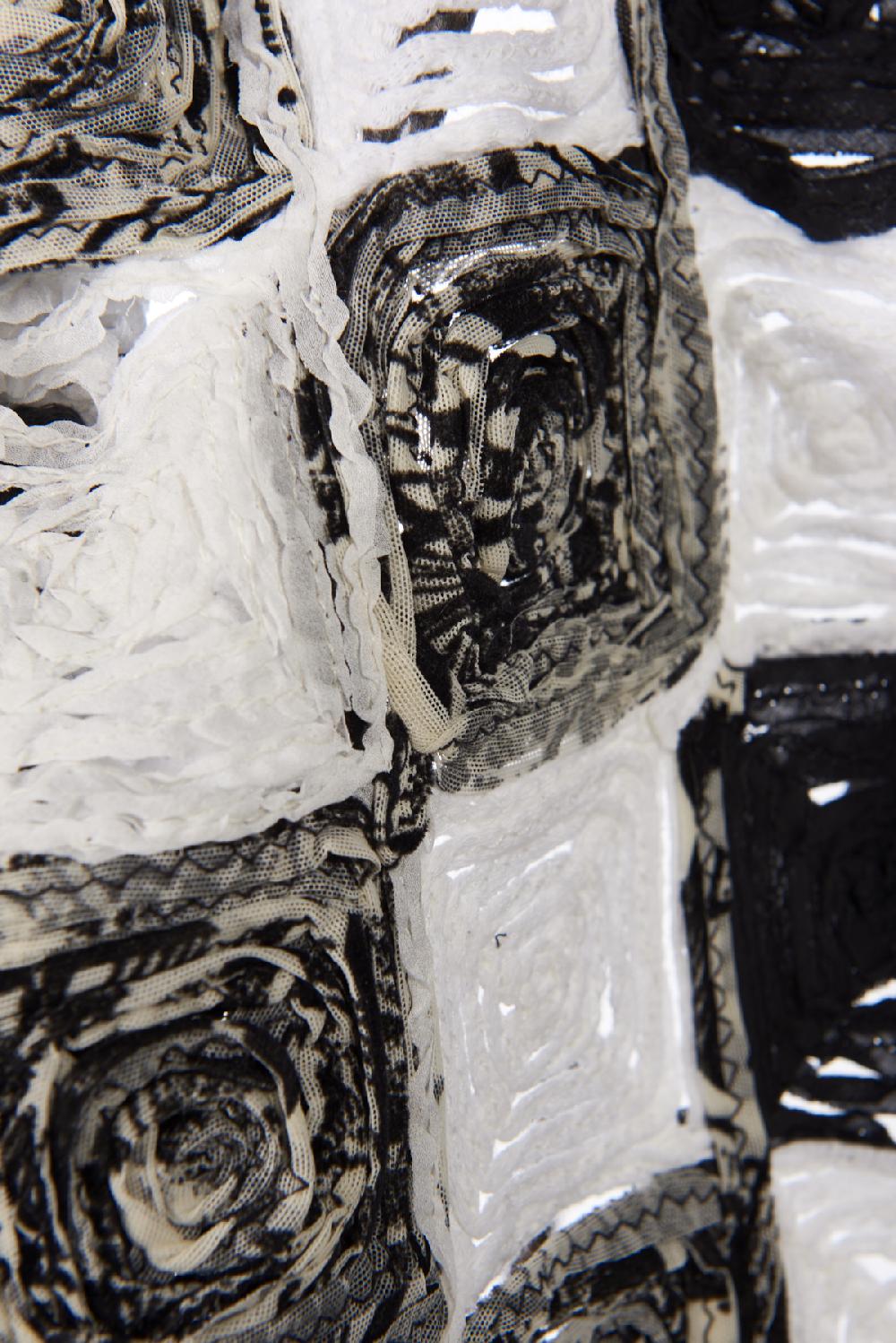 Save The Queen Sciarpa In Cotone Ricamata